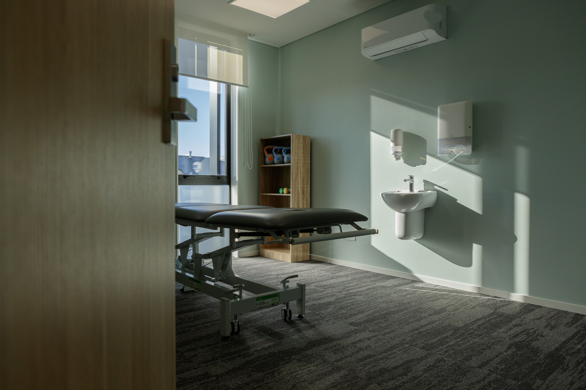 PaulGreen Medispace Small 240703 0293